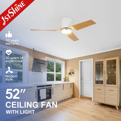 Bon prix Dimming LED Light Ventilateur de plafond en plastique Moteur à lame en bois En ligne